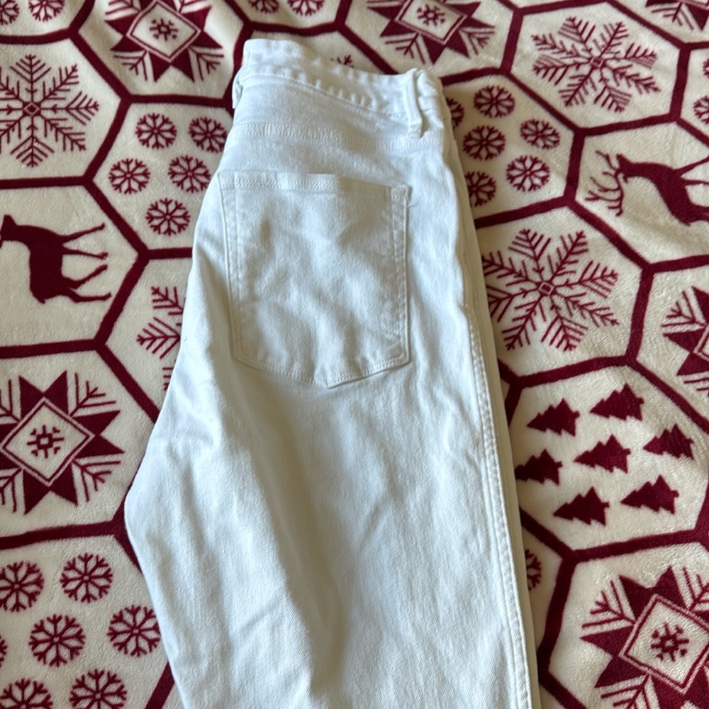White Good American Jeans - Good Curve Straight with cut-off bottom